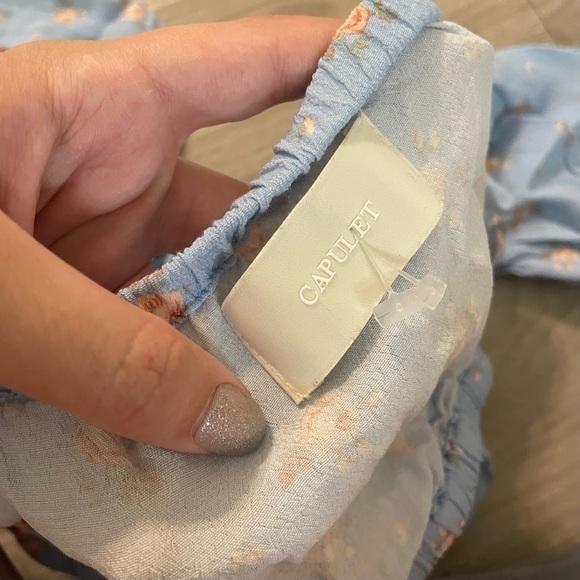 Capulet Dainty Feminine Floral Square Neck Cropped Top HH - Picture 3 of 3